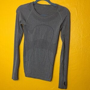 Lululemon Gray Long Sleeve Athletic Top